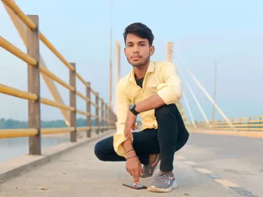 खगड़िया: सिंचाई में पिता की मदद के लिए खेत जा रहा युवक आया करंट की चपेट में, डॉक्टरों ने किया मृत घोषित