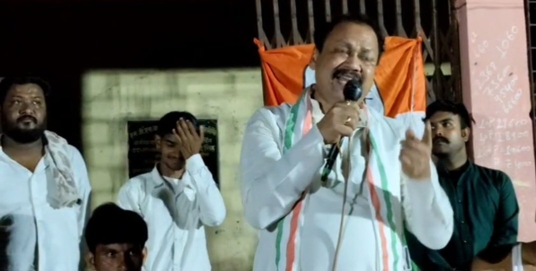 चलो वार्ड चलो पंचायत कार्यक्रम में कांग्रेस नेता प्रवीण सिंह कुशवाहा का बीजेपी पर तीखा हमला