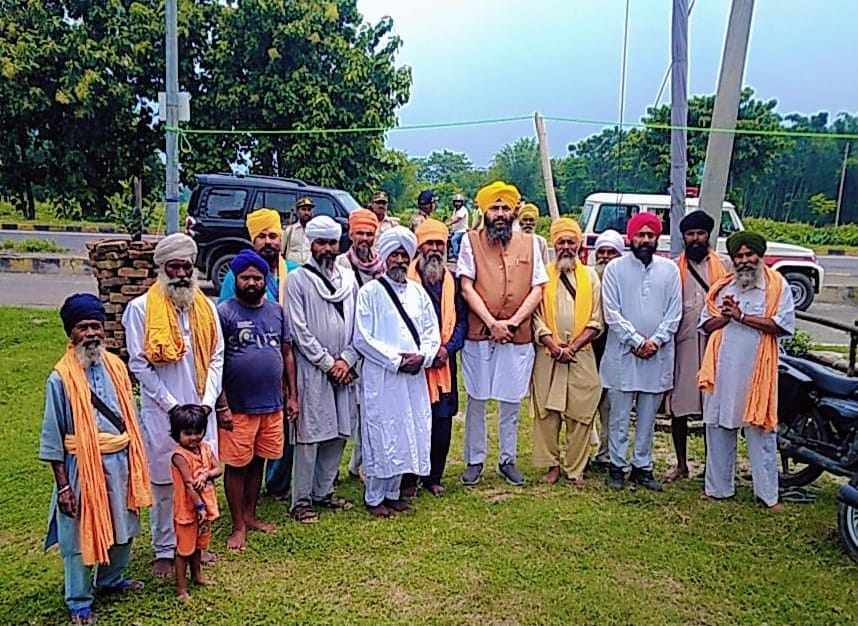 अल्पसंख्यक आयोग के उपाध्यक्ष लखबीर सिंह लख्खा पहुंचे अररिया, विभिन्न गुरुद्वारा जाकर सिख समुदाय की जानी समस्या