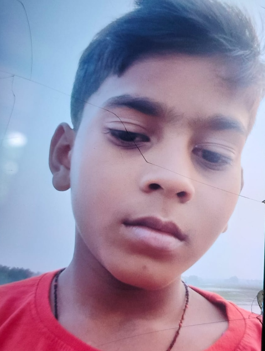 कटिहार में खौफनाक वारदात: सोते पिता-पुत्र पर पेट्रोल डालकर लगाई आग, मासूम की मौत, पिता गंभीर