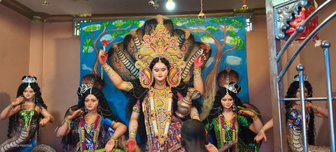 खगड़िया: परबत्ता के कोलवारा गांव में लगता है बिहूला – विषहरी मेला,भक्ति भाव से पूजा करने पहुंच रहे भक्तगण