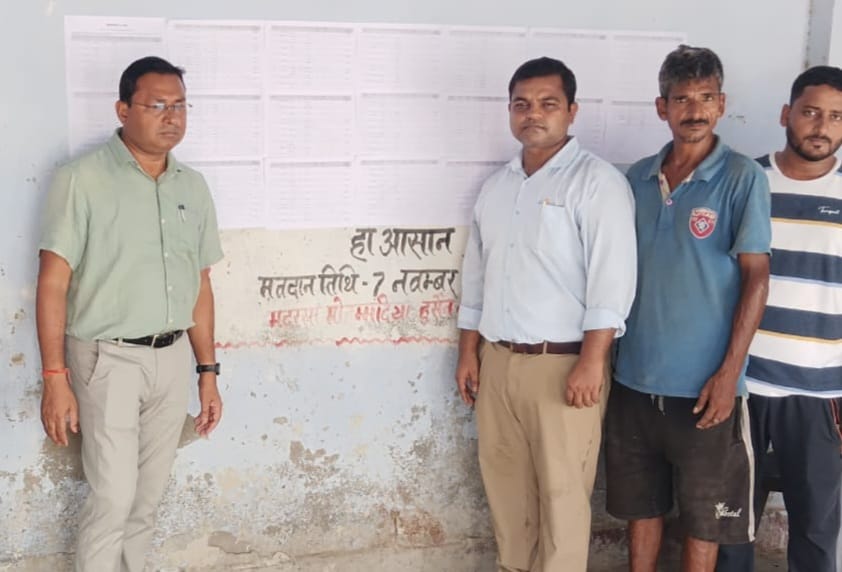 एसडीएम ने विभिन्न मतदान केंद्रों का लिया जायजा