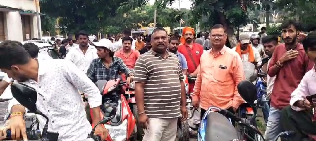 भाजपा युवा मोर्चा ने निकाली तिरंगा यात्रा
