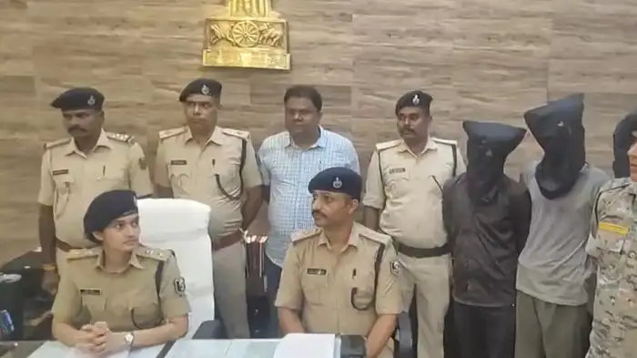 दुबई पुलिस बनकर साइबर ठगों ने युवती से ठग लिए 94 हजार, भाई की गिरफ्तारी की झूठी खबर से मचा हड़कंप