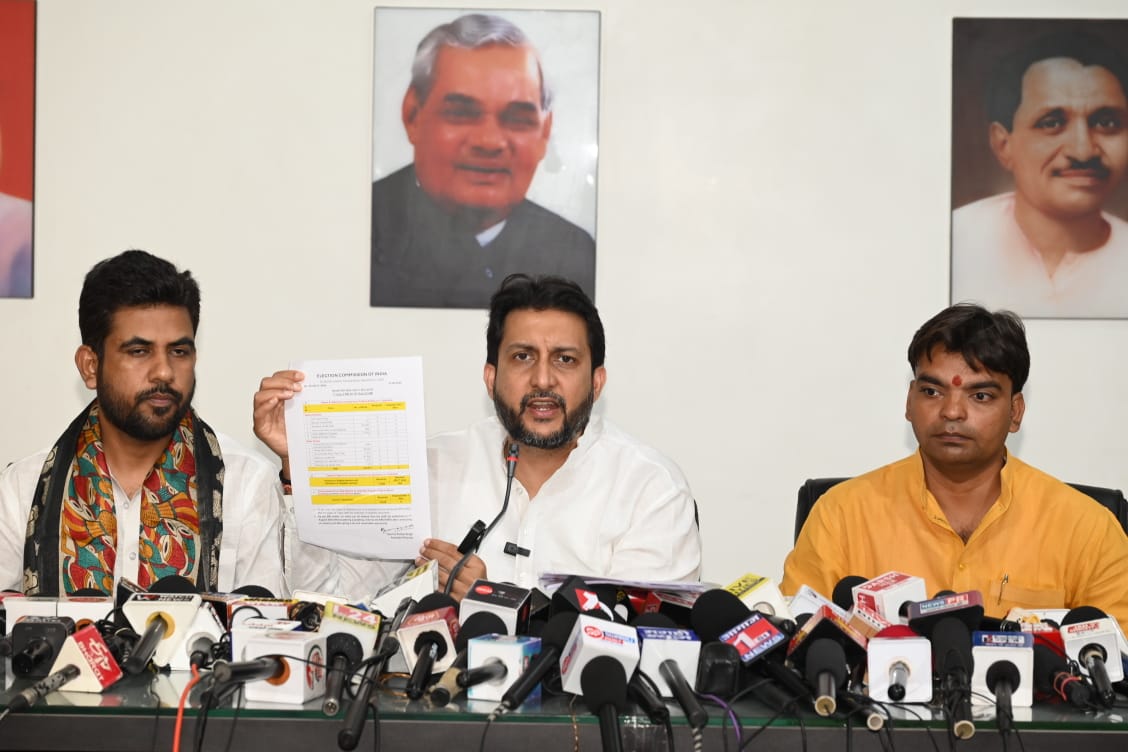 भाजपा का आरोप – राहुल और तेजस्वी ‘फर्जी वोटरों’ को बचाने में जुटे, कहा – बिहार को किसी कीमत पर बंगाल नहीं बनने देंगे