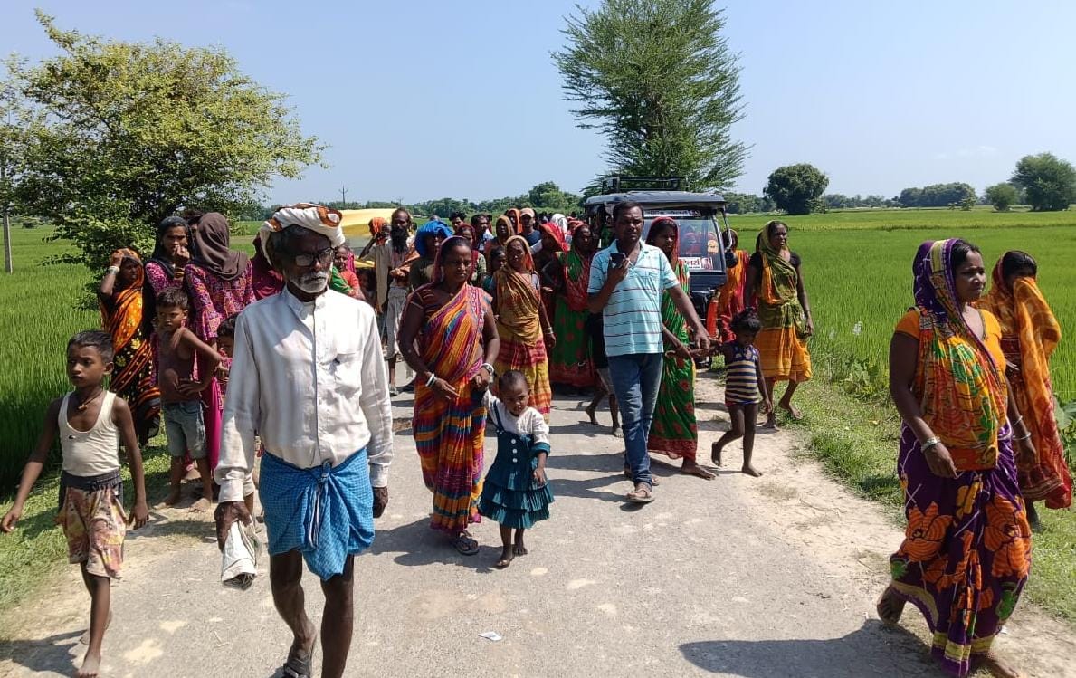 धान के खेत में अधेड़ का मिला शव, हत्या कर फेंकने की आशंका,पुलिस कर रही जांच