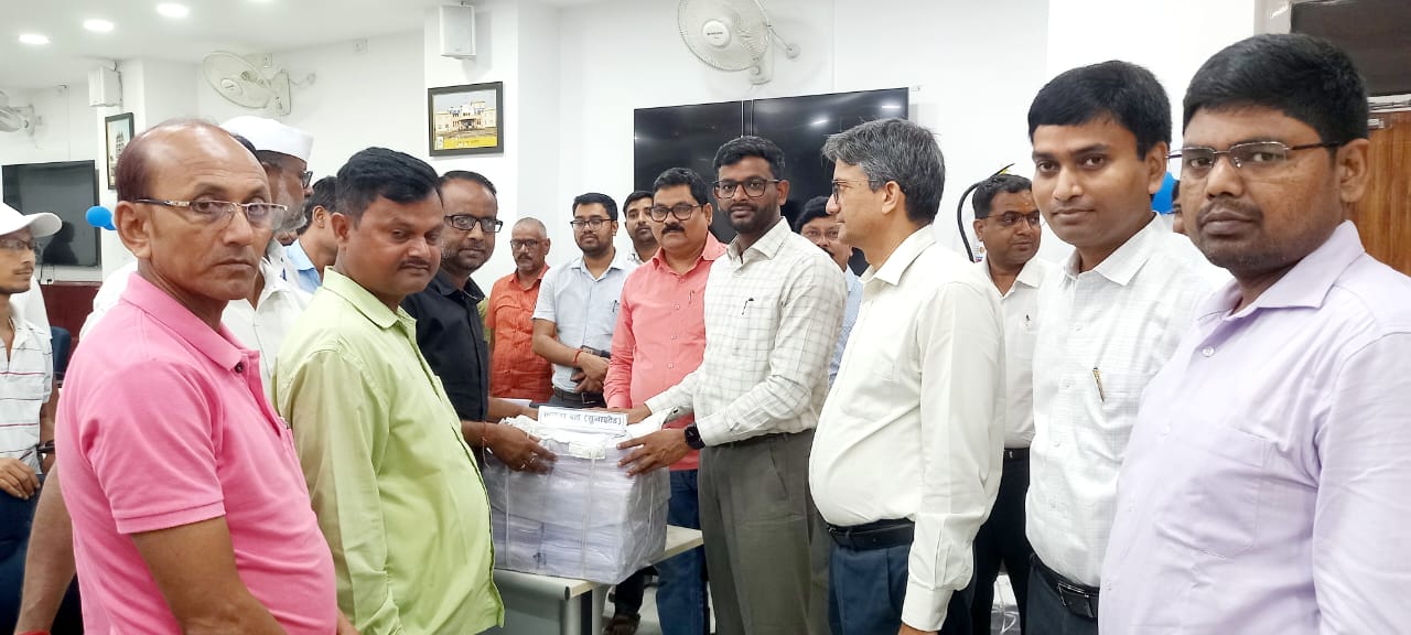 अररिया जिले में विशेष गहन पुनरीक्षण के बाद अंतिम मतदाता सूची प्रकाशित, जिले में 19 लाख 66 हजार 807 मतदाता