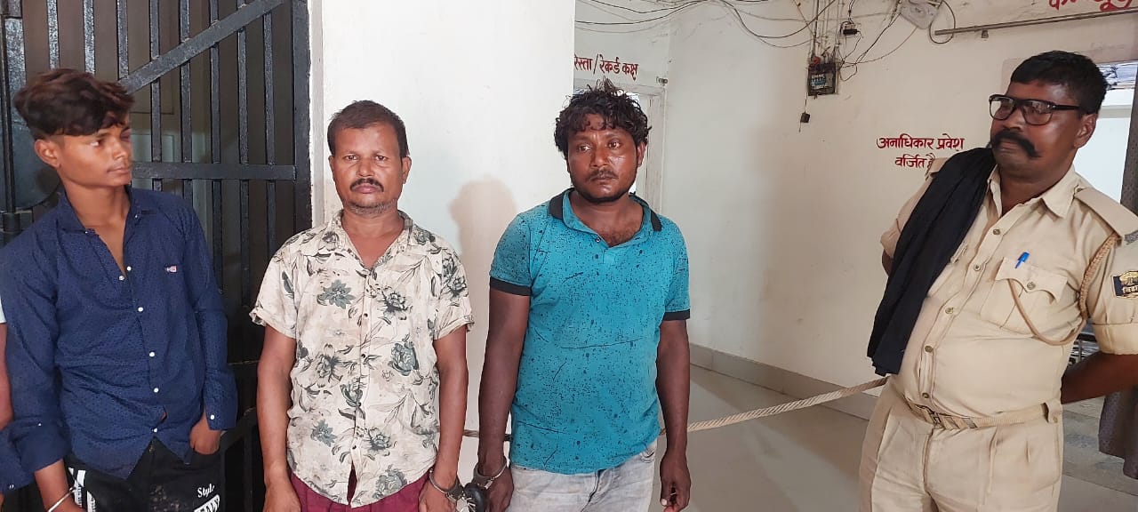 फारबिसगंज पुलिस ने एएलटीएफ के साथ 10 लीटर देशी शराब के साथ दो को किया गिरफ्तार