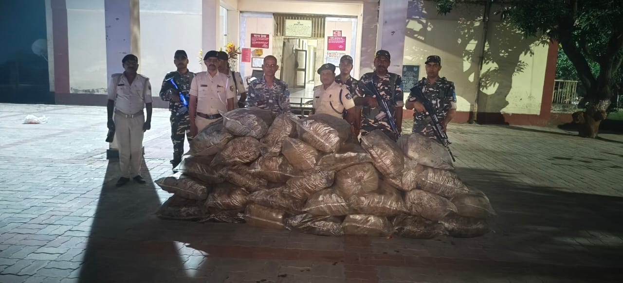 सुपौल: 810 लीटर नेपाली शराब जब्त, तस्करों का मनोबल टूटा