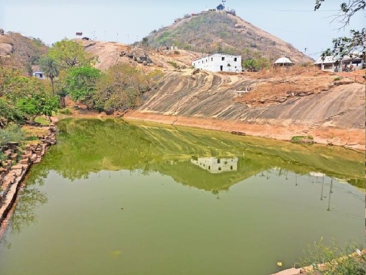 बांका में माता सीता की तपोभूमि मंदार पर्वत पर आज भी जीवित है आस्था का प्रतीक — सीता कुंड और राम झरोखा