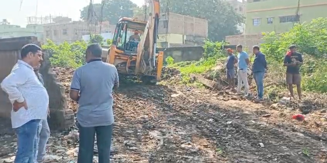 भागलपुर: बरहपुरा ईदगाह मैदान में जल मीनार निर्माण कार्य शुरू