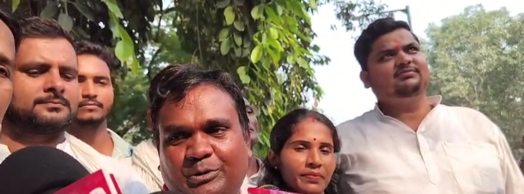 कैमूर:चैनपुर विधानसभा सीट पर महागठबंधन में दरार, एक सीट से दो प्रत्याशी मैदान में