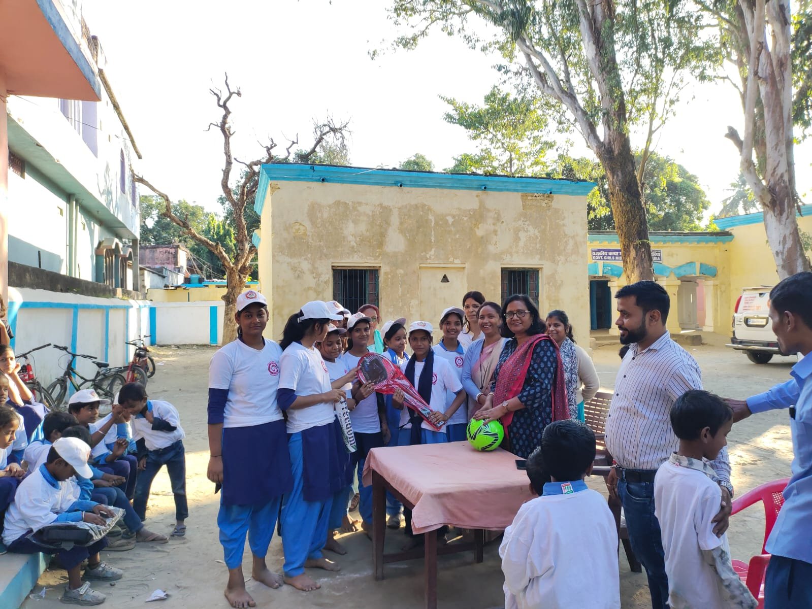 बेटी बचाओ बेटी पढ़ाओ योजना के तहत राजकीयकृत बालिका विद्यालय में कार्यक्रम का आयोजन