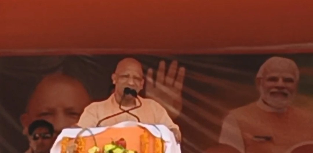 अररिया में अंतिम दिन दो स्थानों पर गरजे यूपी सीएम योगी आदित्यनाथ,कहा आस्था का सम्मान,विकास और गरीबों का कल्याण एनडीए ही कर सकता