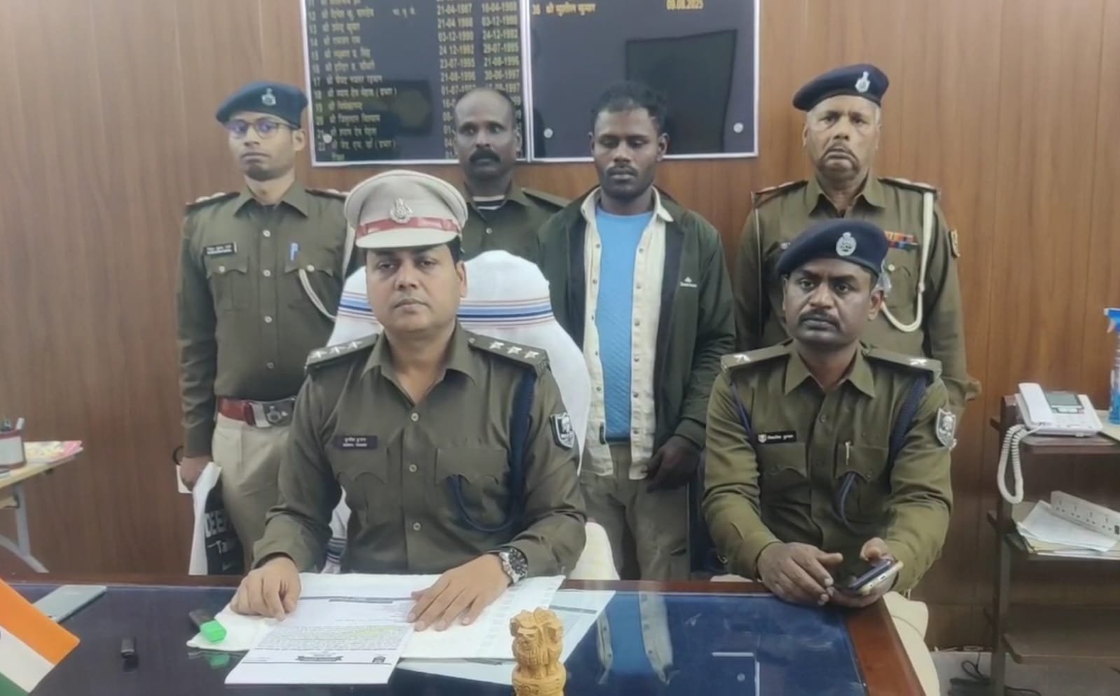 हथियार का भय दिखाकर मोटरसाइकिल लूट की घटना को अंजाम देने वाला अपराधी गिरफ्तार,बाइक बरामद