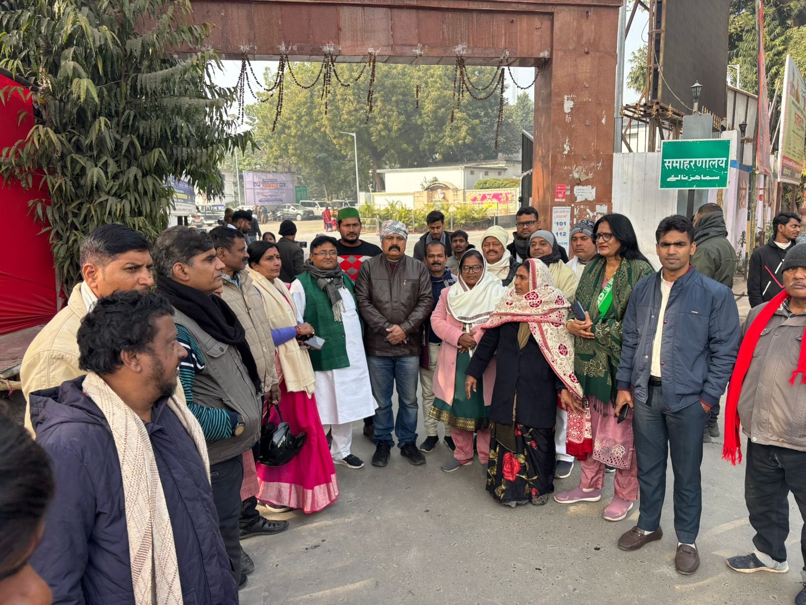 बिहार की बेटियों के सम्मान पर टिप्पणी के विरोध में भागलपुर में आरजेडी का विरोध मार्च, पुतला दहन