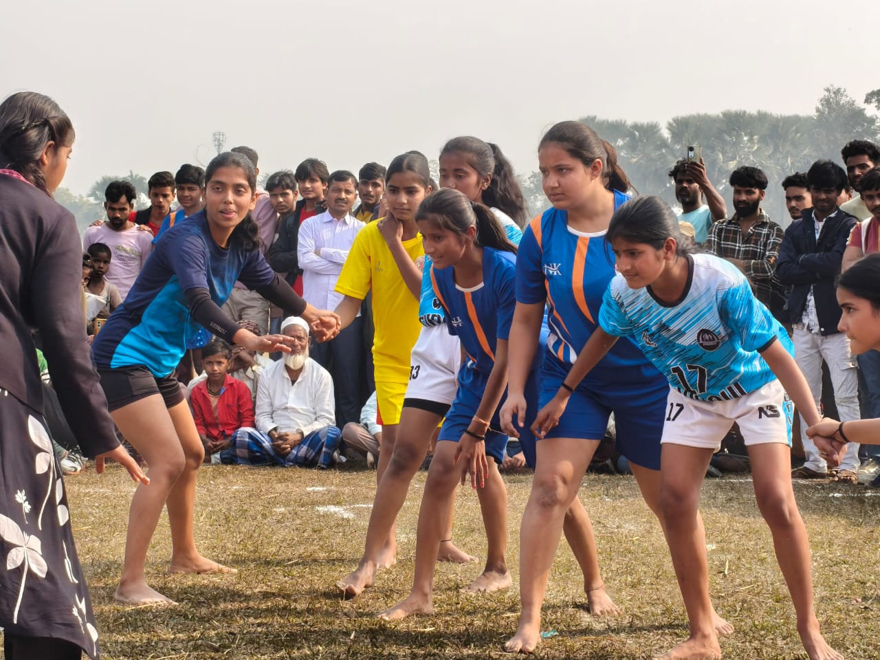 मेरा युवा भारत किशनपुर प्रखंड की दो दिवसीय खेल प्रतियोगिता संपन्न