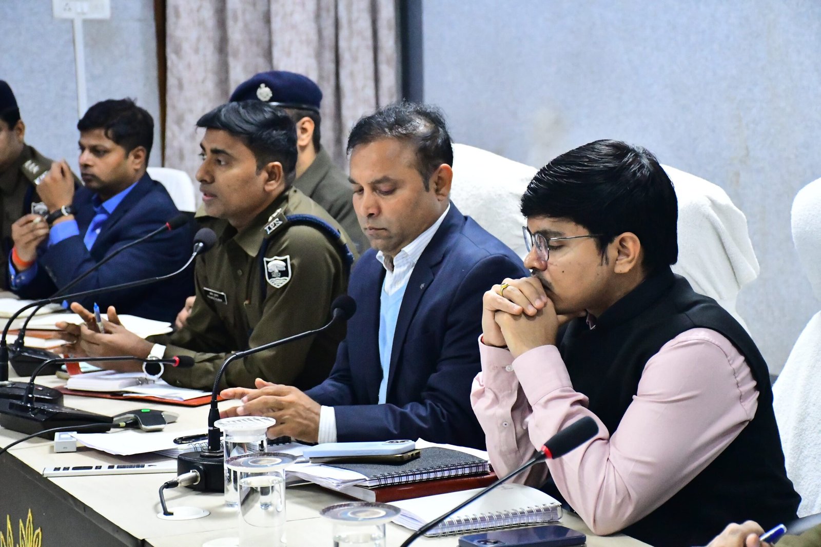 सरस्वती पूजा को लेकर जिला शांति समिति की बैठक, डीजे पर पूर्ण प्रतिबंध, बिना लाइसेंस नहीं निकलेगा जुलूस, 24 जनवरी तक विसर्जन का आग्रह