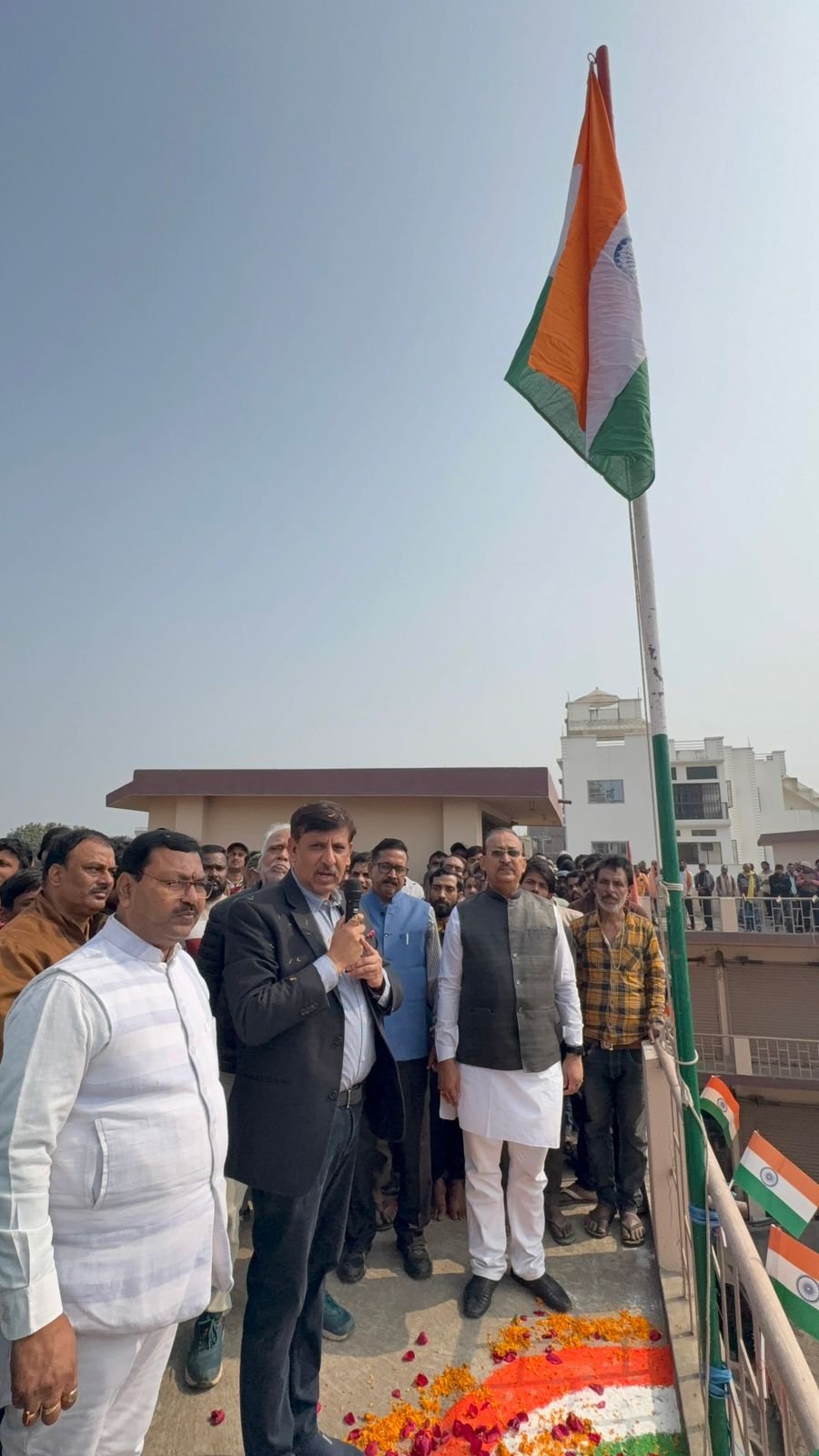 गिरधारी साह एस्टेट का 30वां वार्षिक भंडारा भागलपुर की सब्जी मंडी में मनाया गया