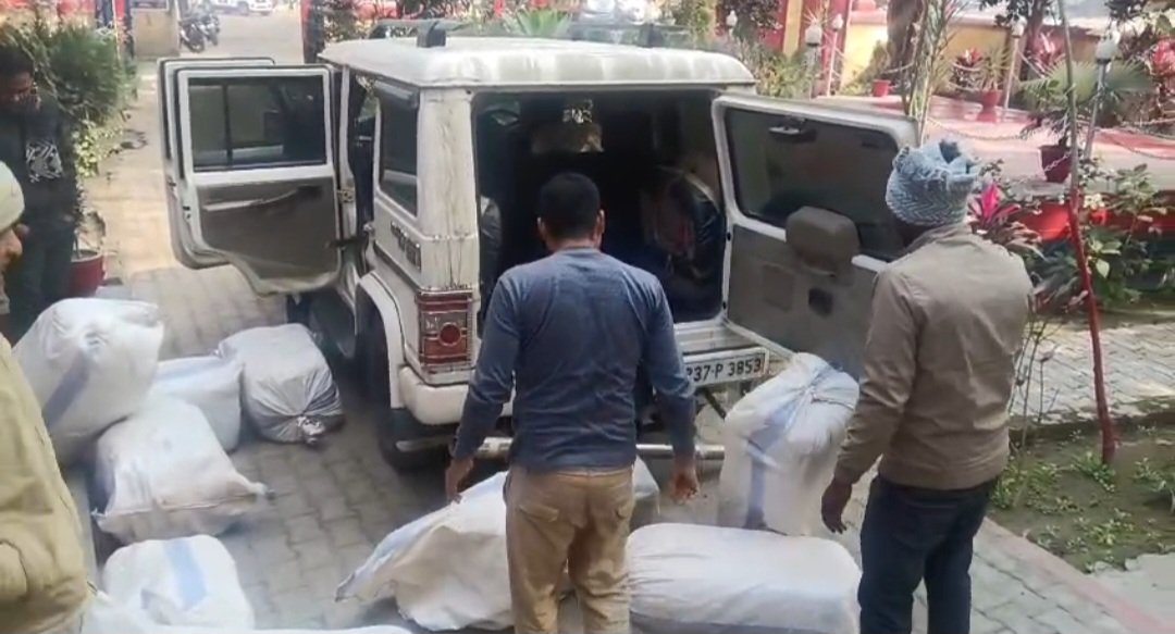 451 किलो गांजा के साथ दो तस्कर गिरफ्तार