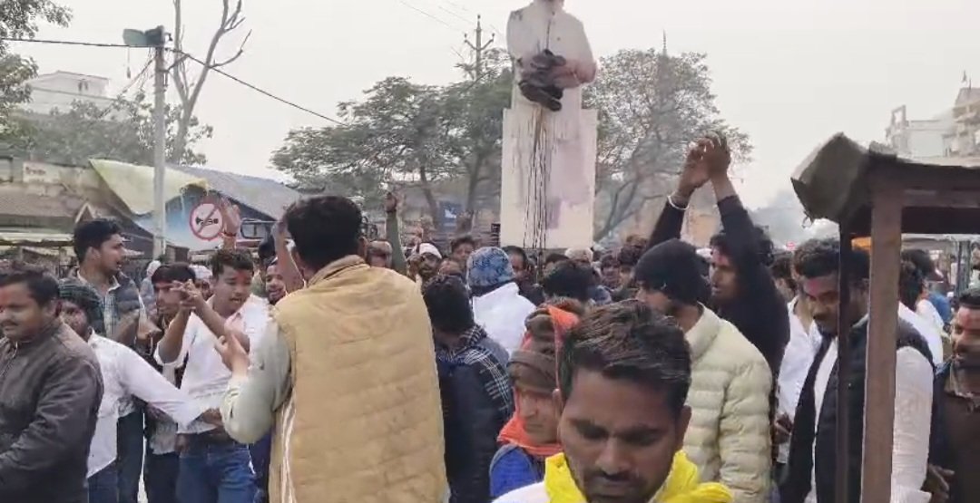 यूजीसी कानून के विरोध में युवाओं का प्रदर्शन, रामगढ़ में निकाला विरोध मार्च, कानून वापस लेने की मांग, चेतावनी—मांगे नहीं मानी गईं तो होगा उग्र आंदोलन