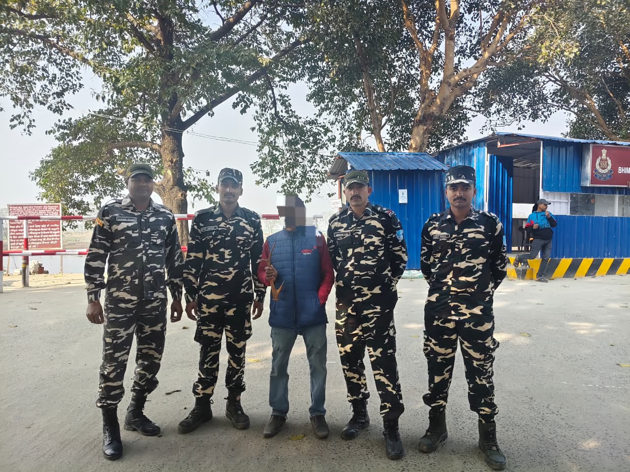 एसएसबी बीरपुर ने एक हिरन का सींग जब्त कर एक व्यक्ति को किया गिरफ्तार