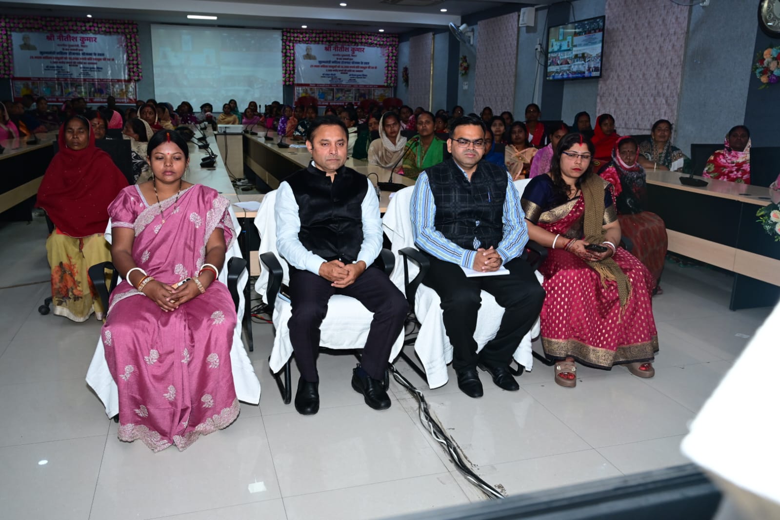 4.97 लाख महिलाओं के खातों में पहुंची मुख्यमंत्री महिला रोजगार योजना की राशि: 61,500 से अधिक लाभुकों को मिला 10-10 हजार रुपये का अनुदान