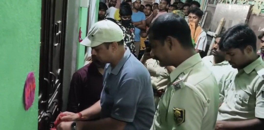 इंजेक्शन लगने के कुछ ही देर बाद महिला की मौत, परिजनों का हंगामा; फर्जी अस्पताल सील, डॉक्टर गिरफ्तार