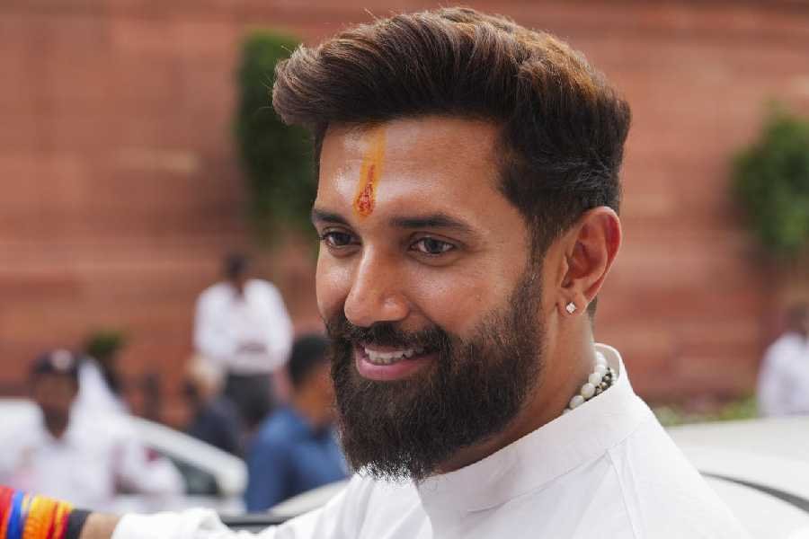 चिराग पासवान का बड़ा ऐलान: दिवंगत रामविलास पासवान के नाम पर बिहार में बनेगी वर्ल्ड क्लास यूनिवर्सिटी; स्वास्थ्य क्षेत्र में भी होगा बड़ा बदलाव