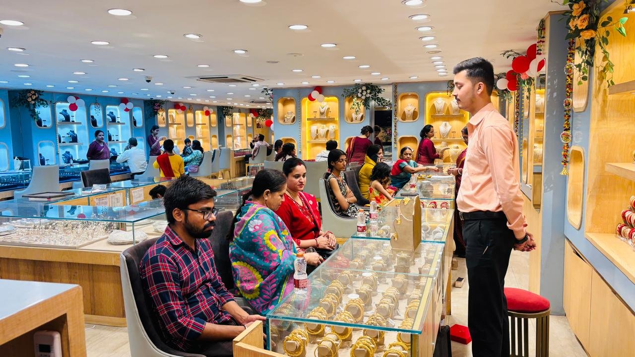भागलपुर: सेनको गोल्ड एंड डायमंड्स में अक्षय तृतीया की धूम, सोने-हीरे के गहनों पर भारी छूट और ‘जीरो डिडक्शन’ का बड़ा ऑफर