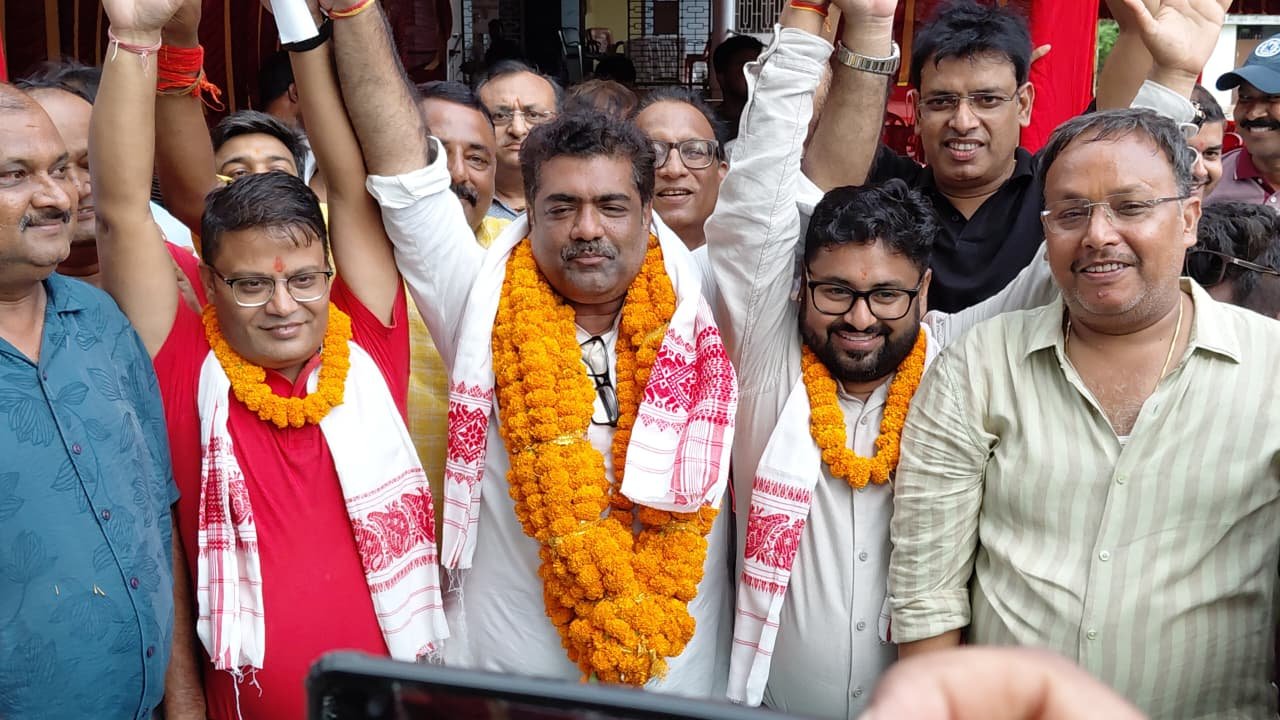 पूर्णिया चैंबर चुनाव: भारी मतों से आदित्य केजरीवाल की ऐतिहासिक जीत, 100 दिनों के एक्शन प्लान से अब बदलेगा व्यापारिक माहौल!
