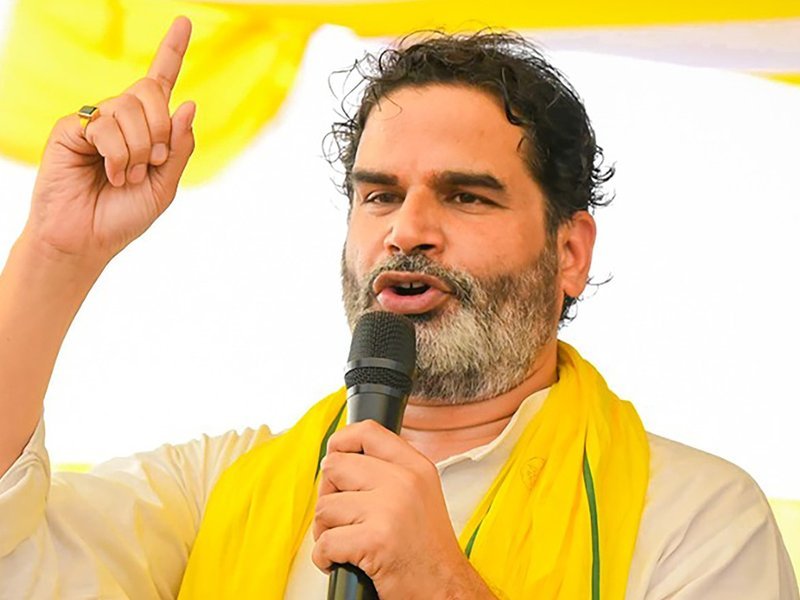 प्रशांत किशोर का तंज: शिक्षामंत्री तेजस्वी के साथ-साथ सम्राट चौधरी को भी दें 10वीं की परीक्षा देने की सलाह